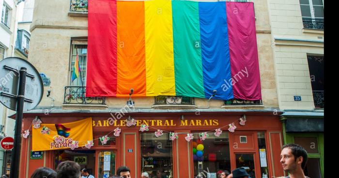 Fermeture d'un bar gay dans le marais pour outrage aux bonnes mœurs