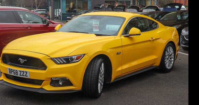 Une Mustang Shelby enregistrée a 267 km sur l A750!