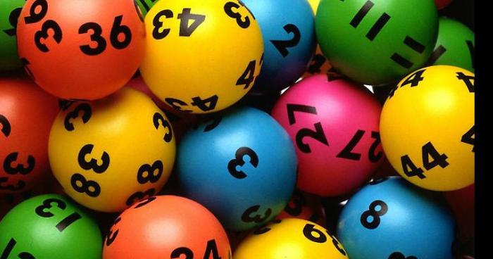 Elle gagne la plus grosse cagnotte du lotto