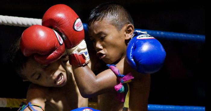 Champion de boxe thaï