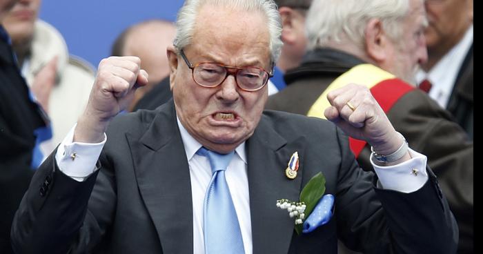 Jean Marie Le Pen reintègre le Front National