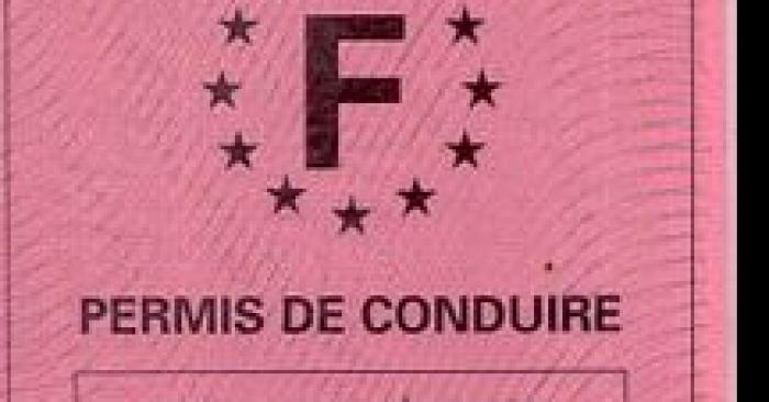 Permis de conduir à 16 ans