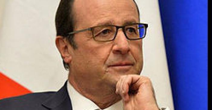 François hollande ce prend pour une statut au G8