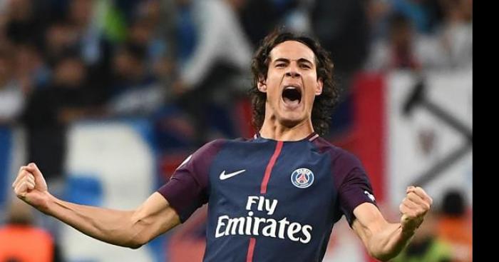 Édison Cavani signe au stade Brestois  29