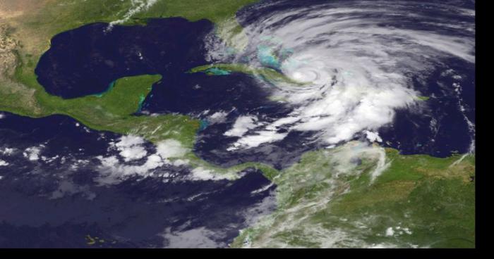 L'ouragan Lucie s'amène dans les Caraïbes