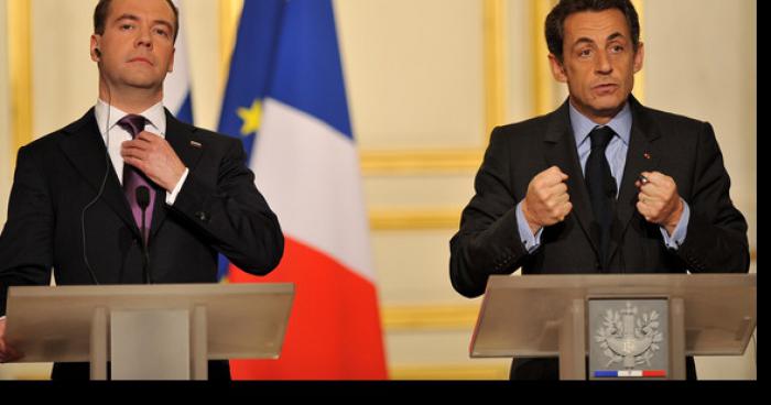 Sarkozy entre en guerre