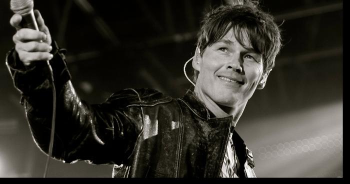 Morten Harket invite une fan à Oslo