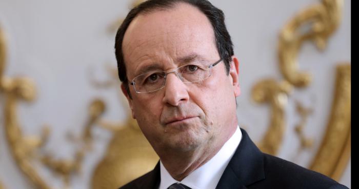 Hollande, arrêté et menotté..