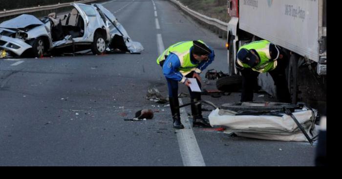 Ce matin un camion a percuté une voiture