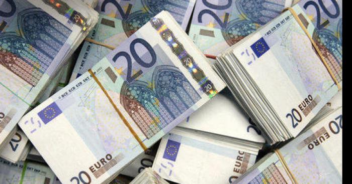 Un jeune trafiquant d'Amiens se fait arrete avec 28 650 mille euro