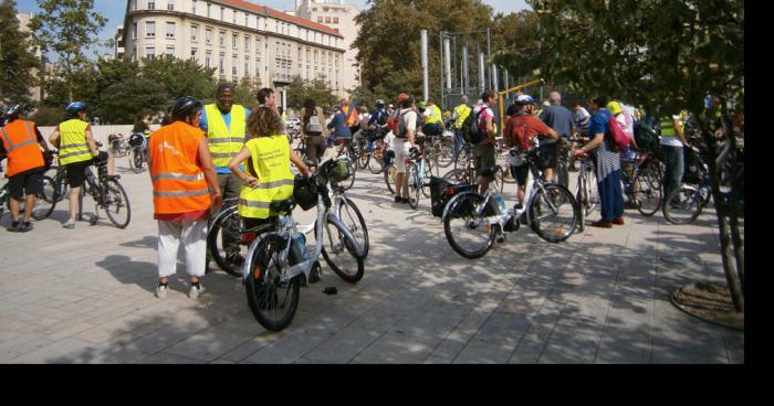 Grand lyon Un dépôt de cantonnier brûle