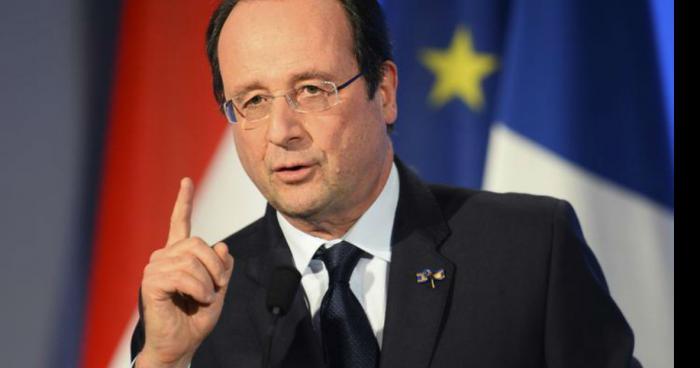 François Hollande démissionne