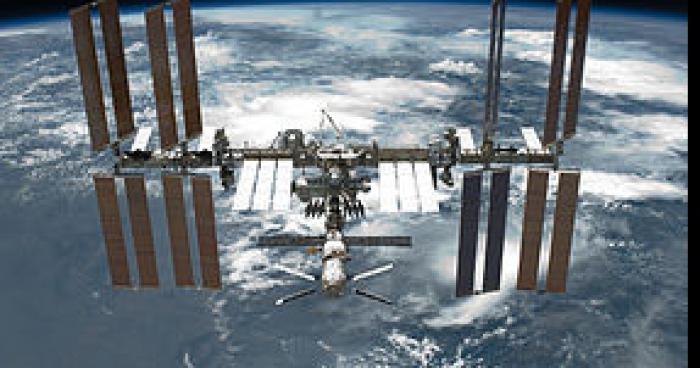 LE MORLAISIEN JACQUES DORVAL BIENTOT A BORD DE L ' ISS