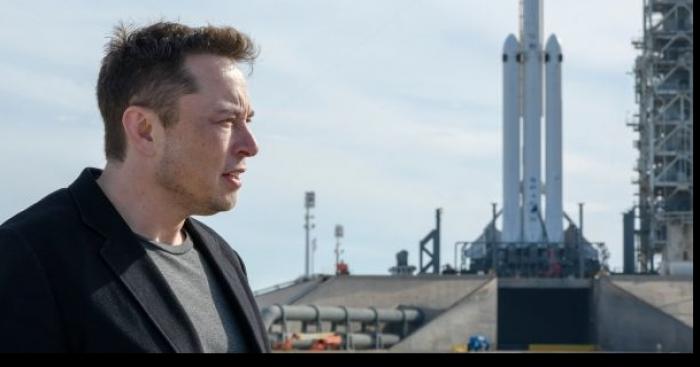 Elon Musk en route vers une autre galaxie ou juste fou?