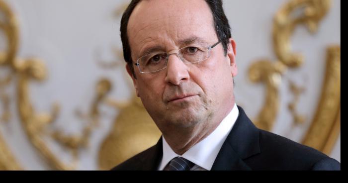 Le président François Hollande serais décéder a 22h30 après avoir était découvert pas sa femme