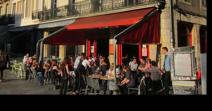 Un clown terrorise la population de Dijon