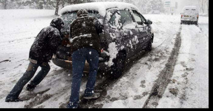 Plus de 50 cm de neige attendu cette nuit en Moselle ! Tout le monde sur le pied de guerre !