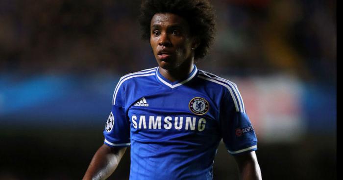 Willian et Nathan Ake en route Vers l'Om