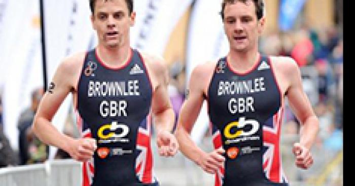 Le jeune triathlete Axel Mouchart en Australie avec The Brother's Brownlee