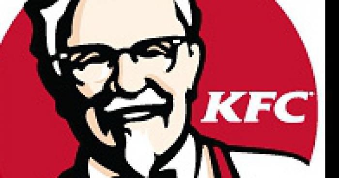 Au KFC un buffet à volonté se met en place