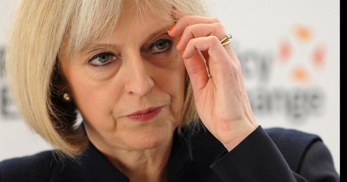 Theresa May, nouvelle Prime Minister du Royaume-Uni, annonce la gratuité des protections hygiéniques féminines dans le pays