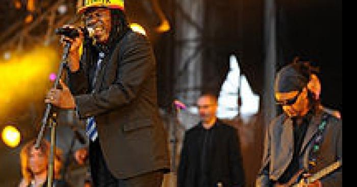 LA VEDETTE ALPHA BLONDY DEVIENT LE PRODUCTEUUR DU GROUPE TOOCHIC GANG