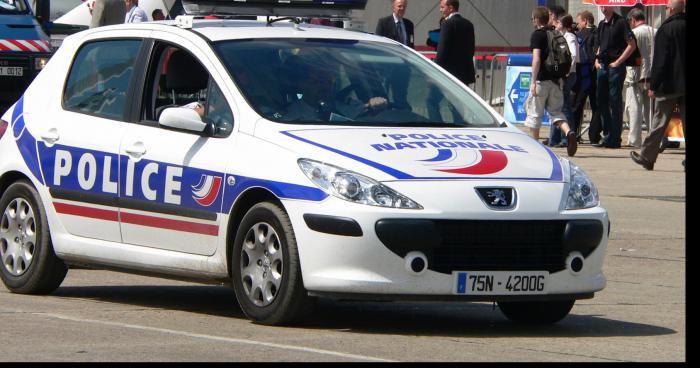 On donne l’ordre à la police de ne pas rentrer dans les cités car on a peur que les banlieues partent en feu