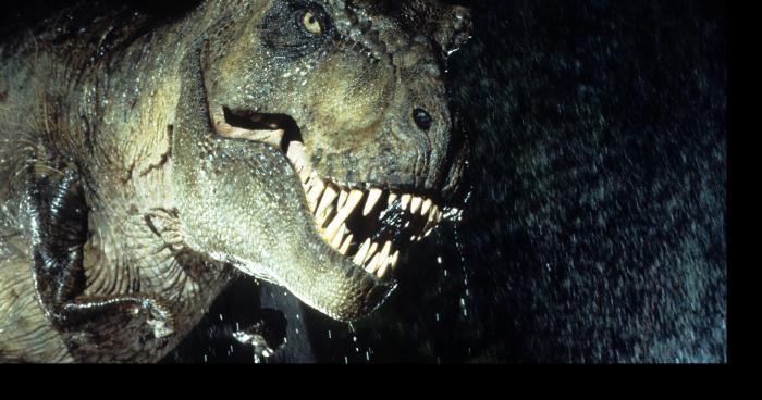 Le robot du T-rex du Tournage de Jurassic park en France !