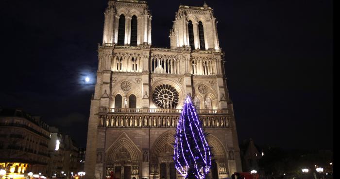 Des containers de pognon pour notre-dame