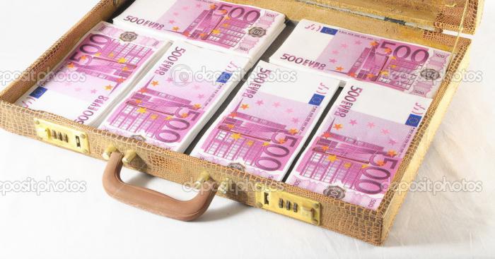 Trouver une valise pleine de billets