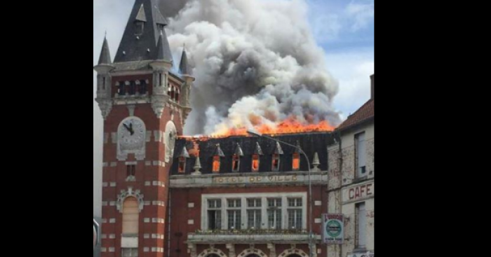 Incendie de l’hôtel-de-ville de Bruay-la-Buissière