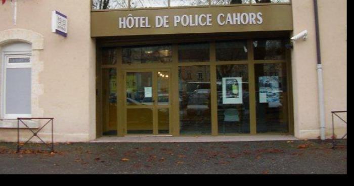 Un Clown tue 10 personnes à Cahors avec un sextoy!!!!!!