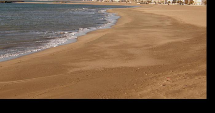 Poupées tueuses à valras plage